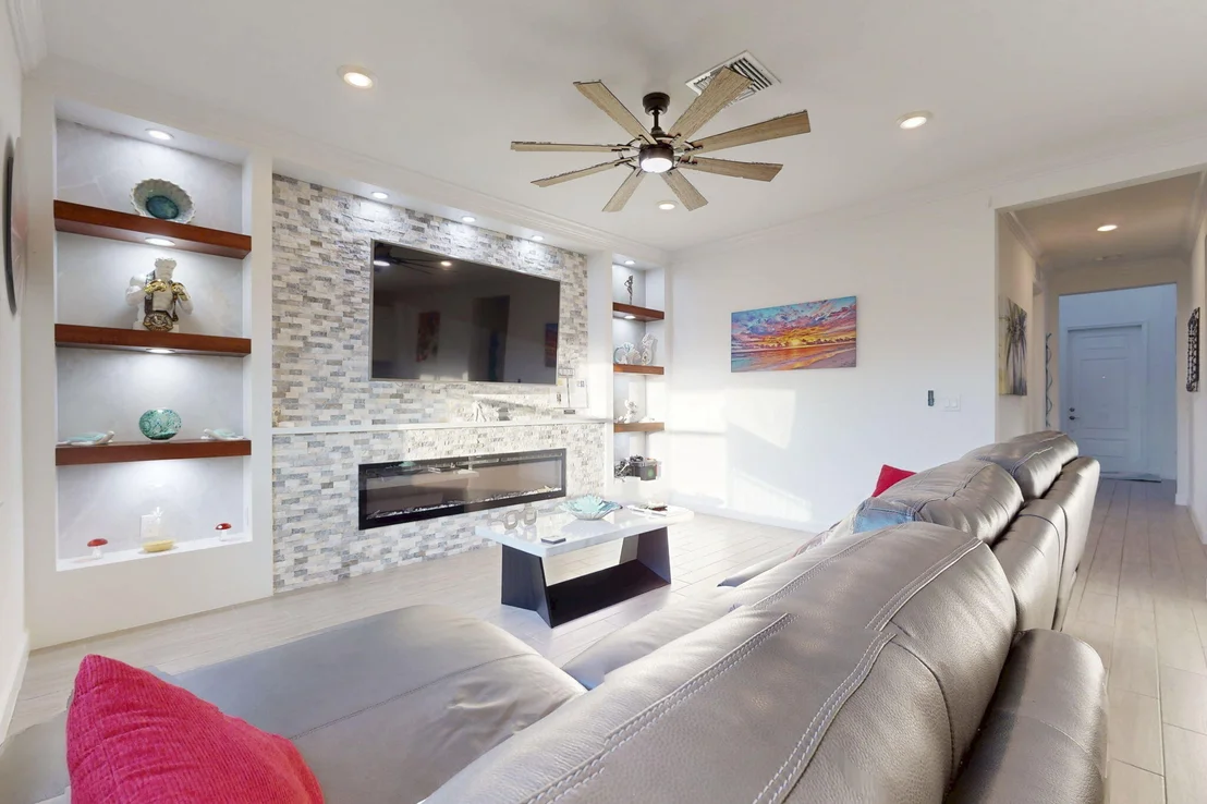 Photo of 1319 Arrowhead Point Road