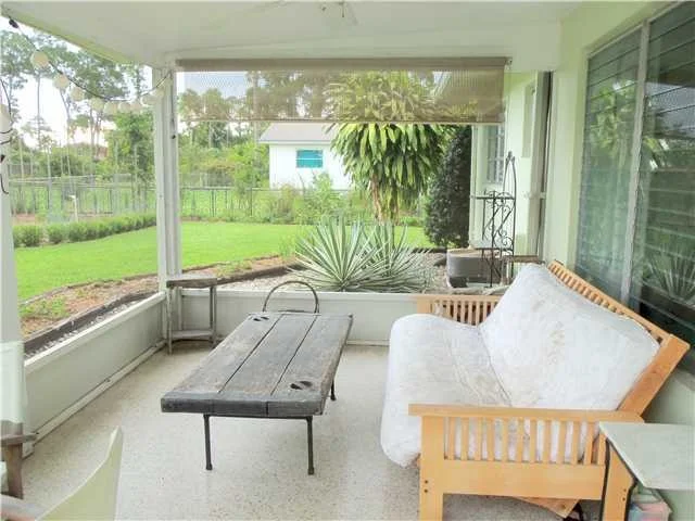 Photo of 92 W Mango Road