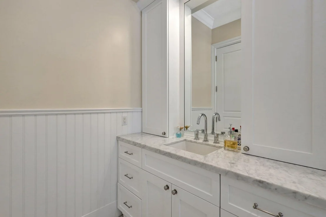 Photo of 18 Ridge Boulevard