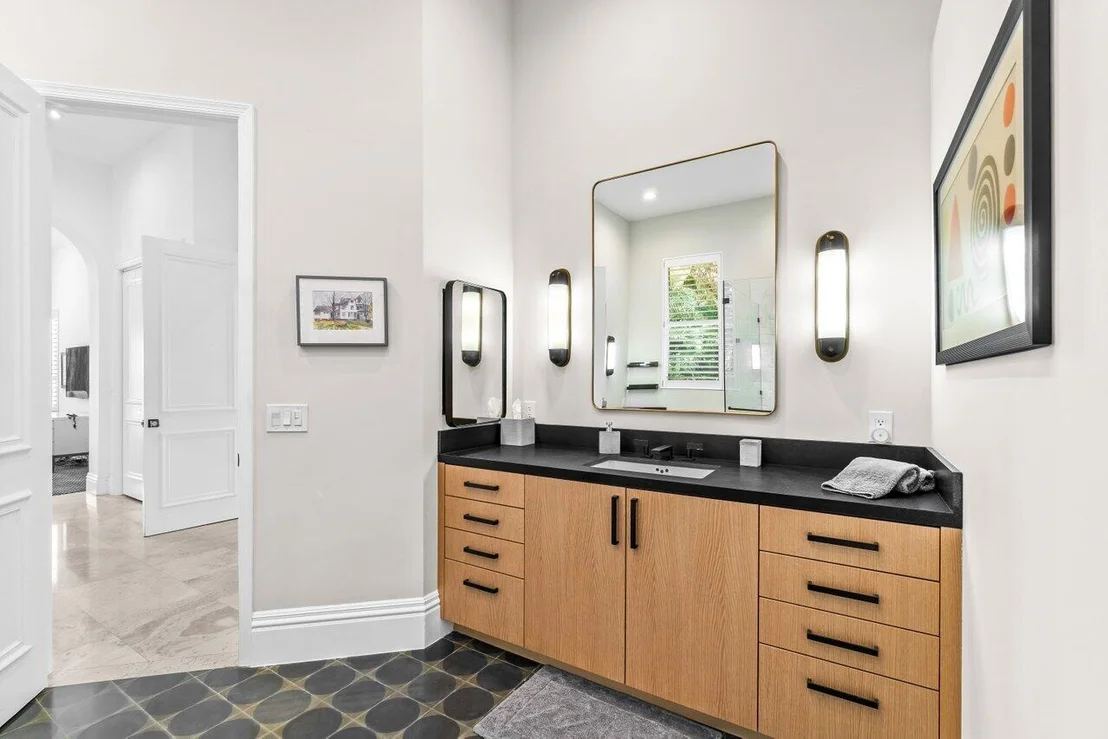 Photo of 16589 Senterra Drive