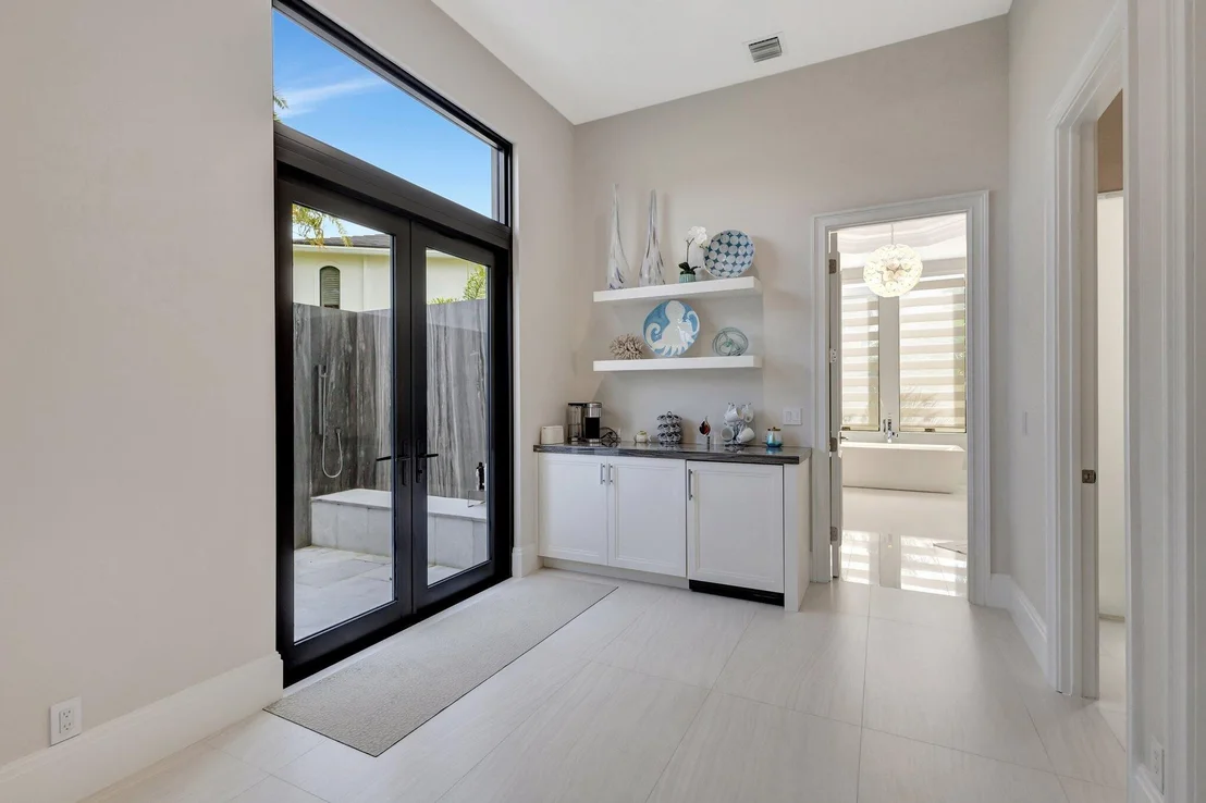 Photo of 820 Floret Drive