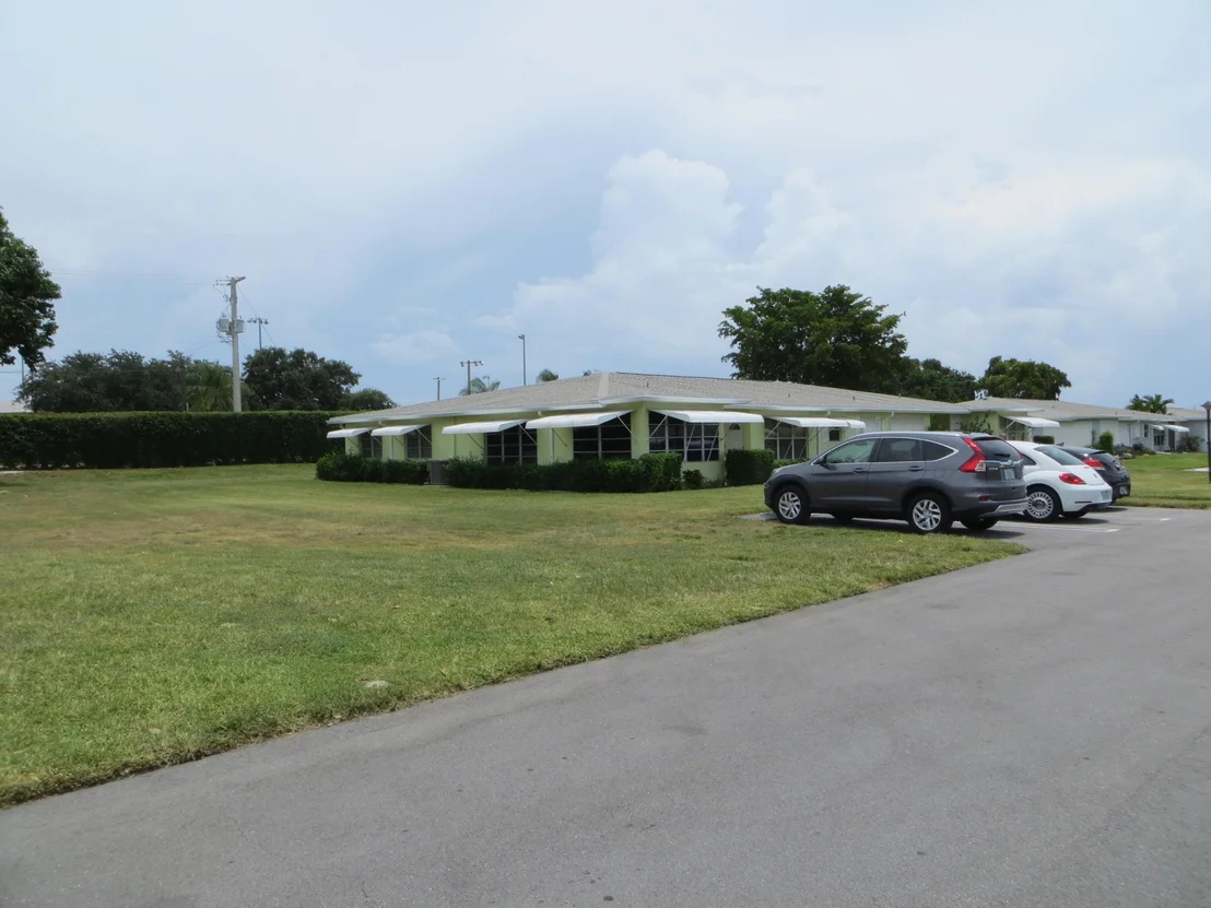 Photo of Unit A at 295 Main Boulevard