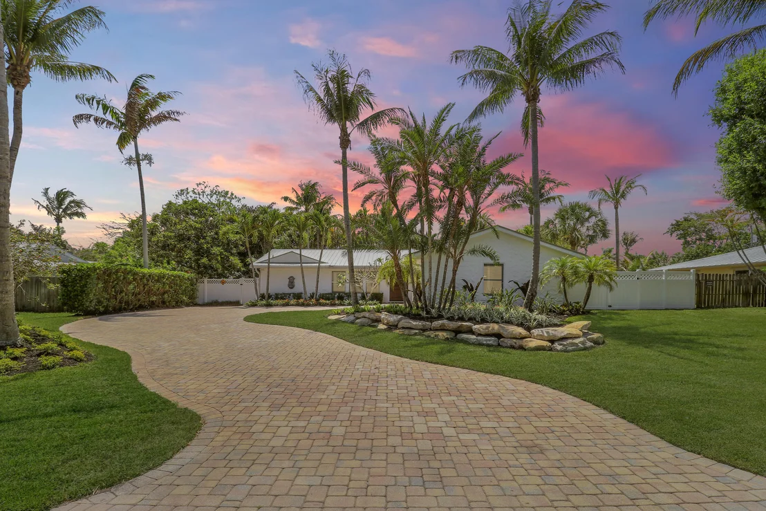 Photo of 19931 Jasmine Drive