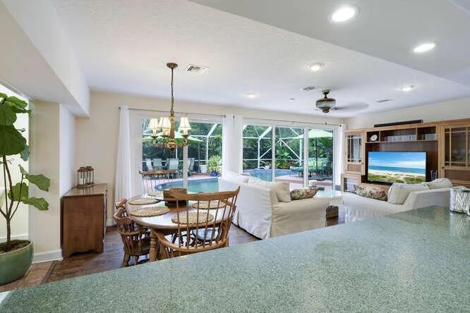 Photo of 137 Gulfstream Road