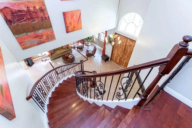 Photo of 2352 Thomson Way