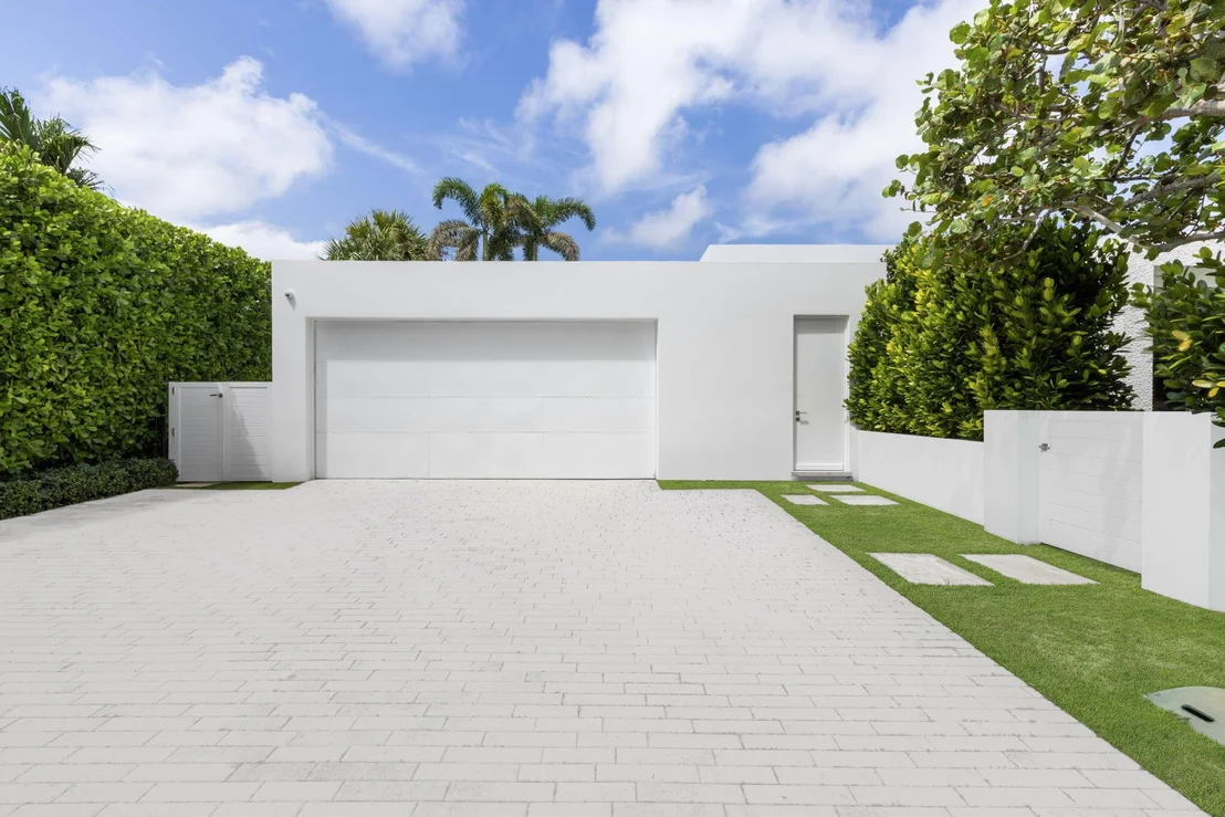 Photo of 200 Tradewind Drive