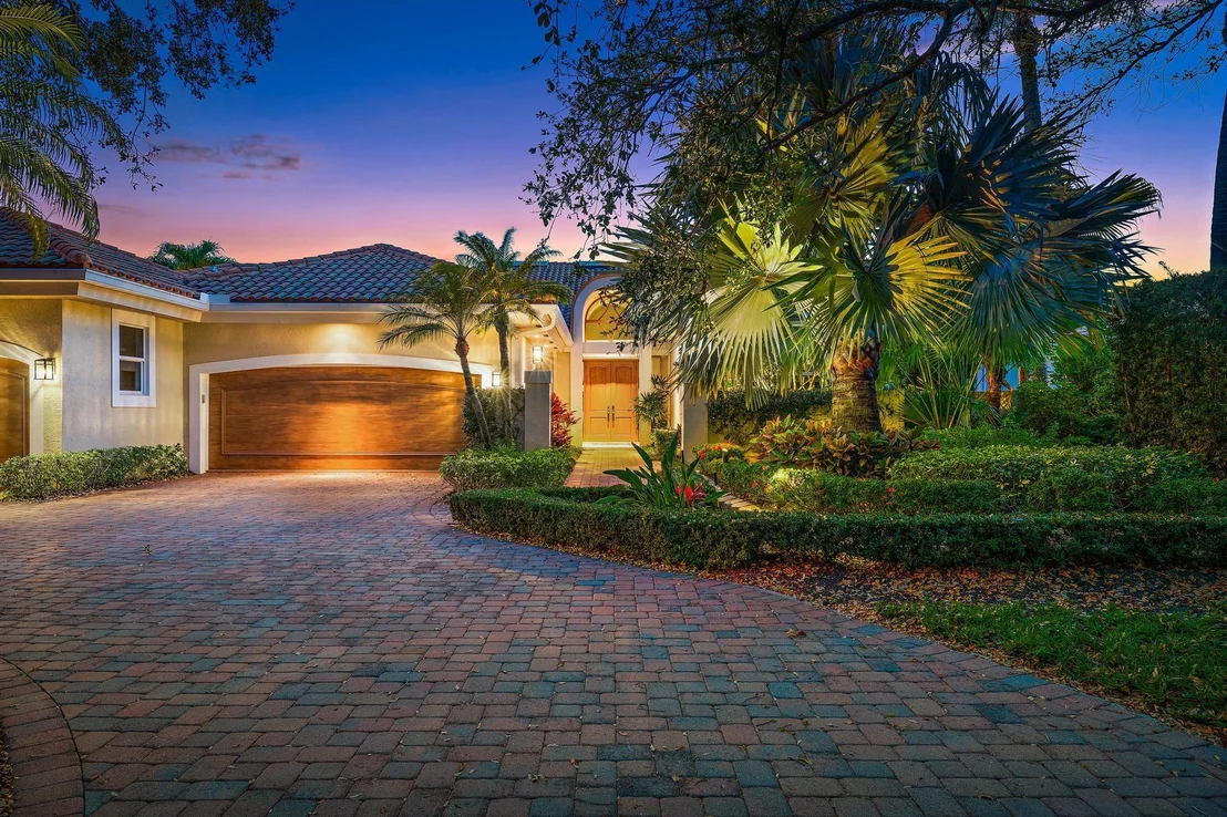 Photo of 263 Regatta Drive