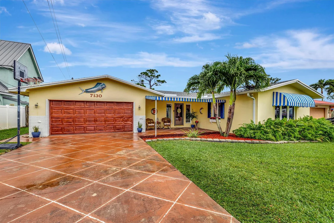 Photo of 7130 Thompson Road
