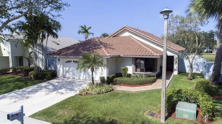 Photo of 186 Citrus Trails Circle