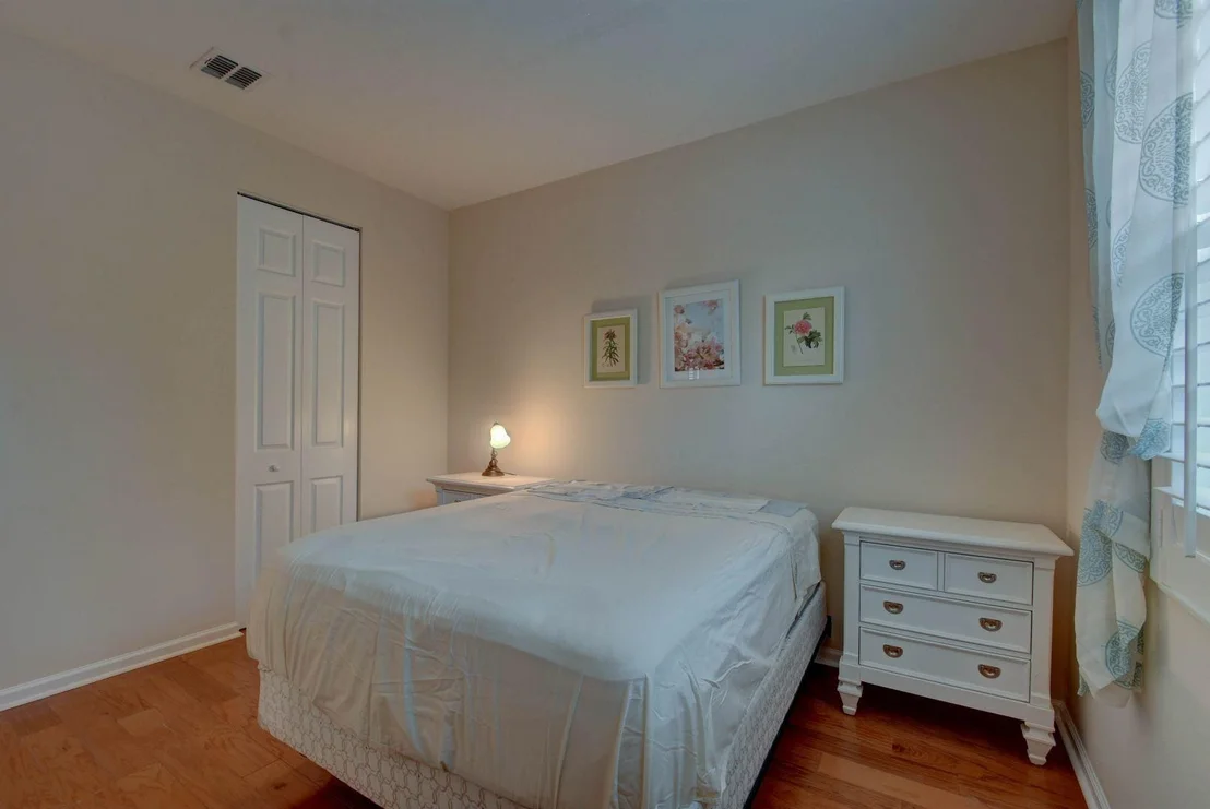Photo of 9536 Phipps Lane