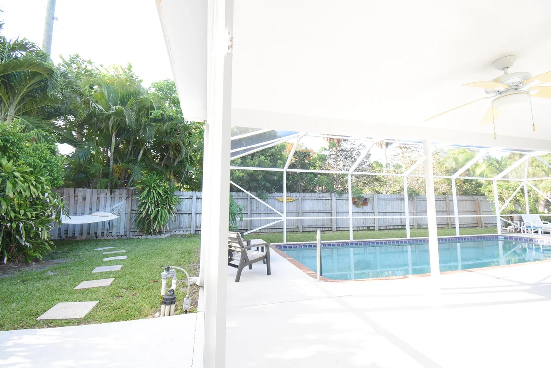 Photo of 701 NW 6TH Drive