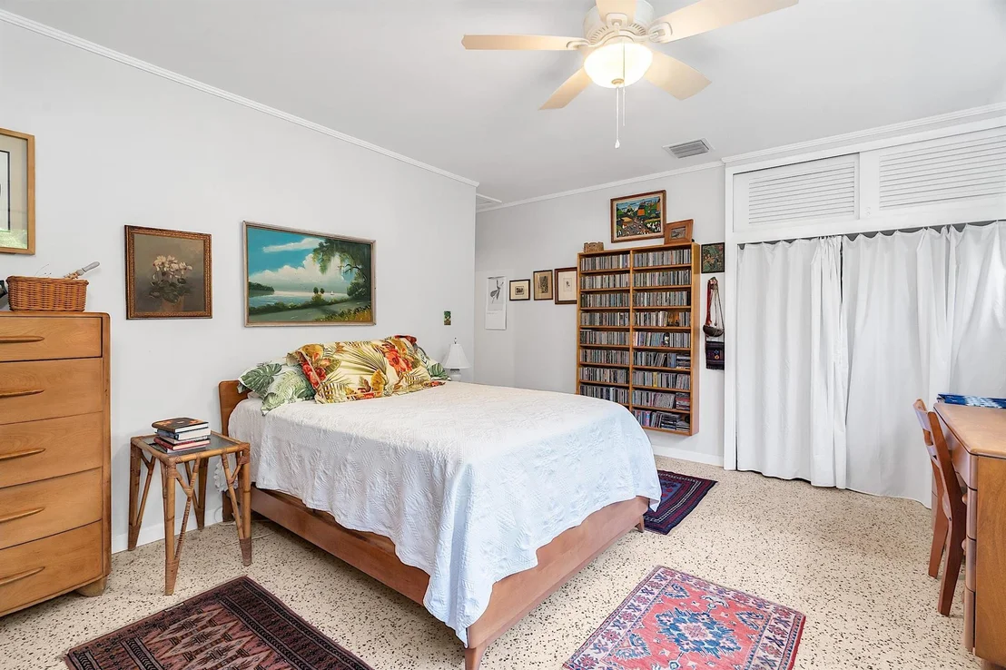 Photo of 12 E Ocean Avenue