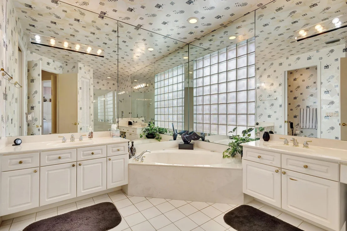 Photo of 4498 Hazleton Lane
