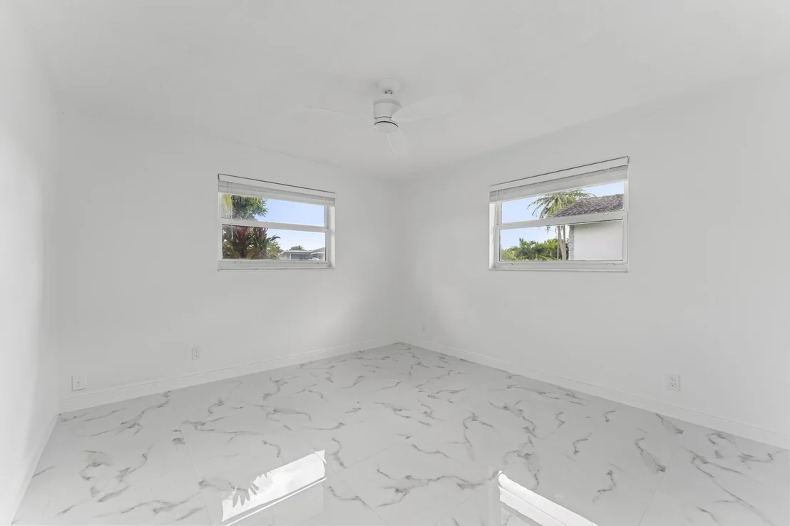 Photo of 599 NW 13th Drive