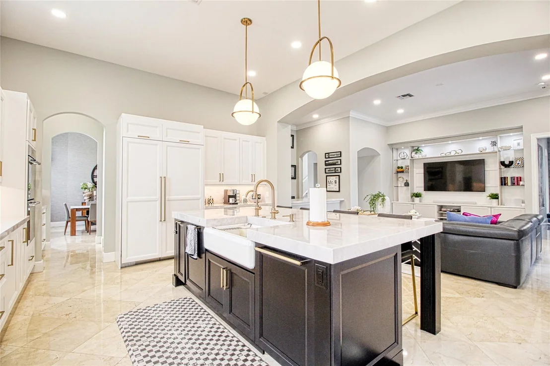 Photo of 9551 Eden Manor