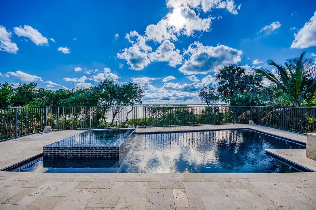 Photo of 7683 Pelican Pointe Drive