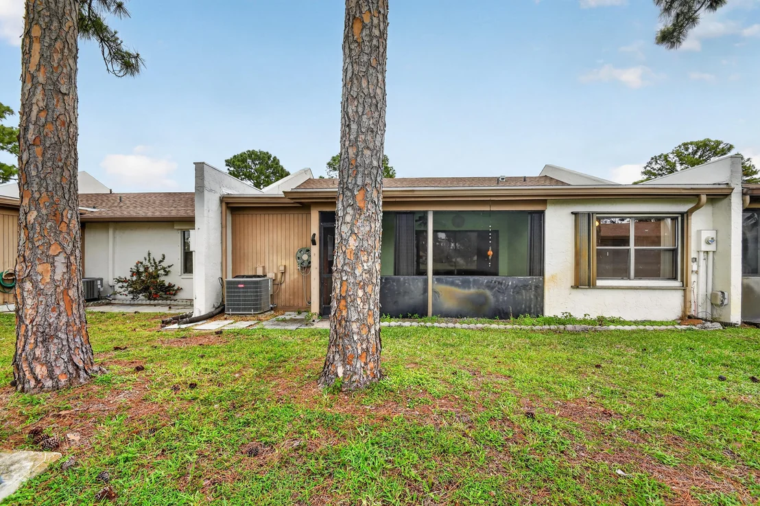 Photo of 6105 Fairfield Circle