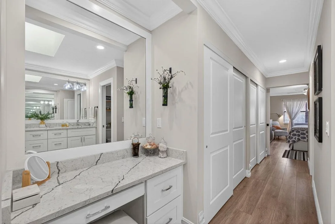 Photo of Unit B at 101 Half Moon Circle