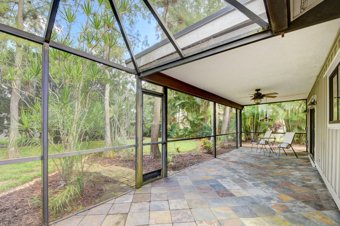 Photo of 822 Daffodil Drive