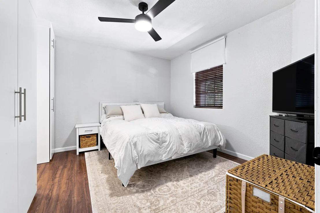 Photo of Unit A at 4541 HIGHGATE Drive