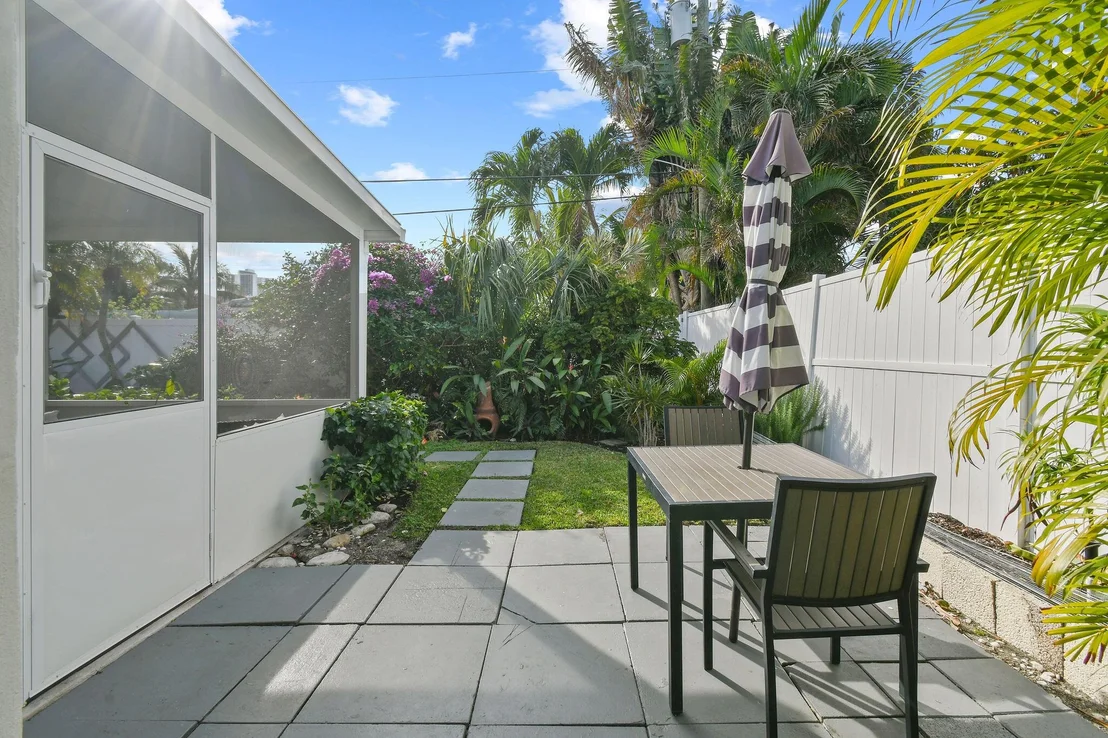 Photo of 1191 Dolphin Road