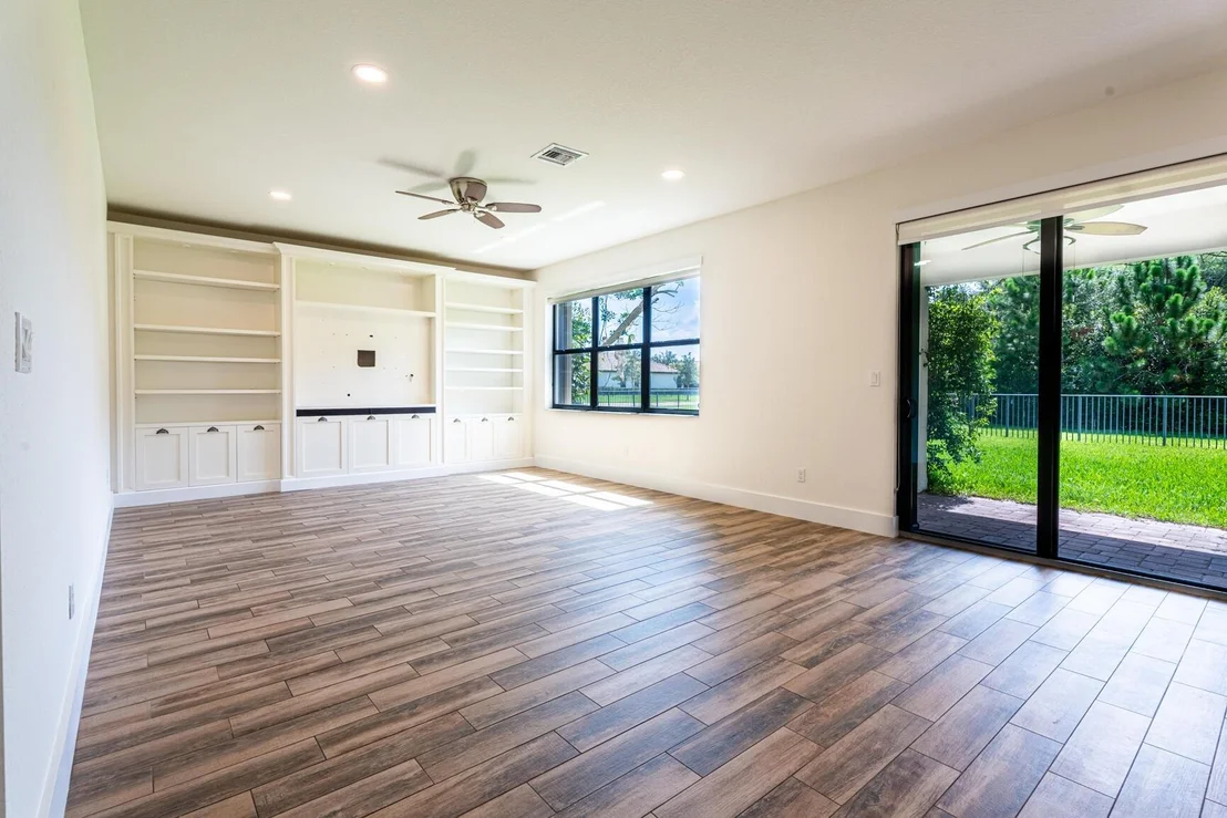 Photo of 4558 Willow Run Way