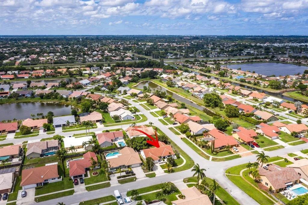 Photo of 9535 Sun Pointe Drive
