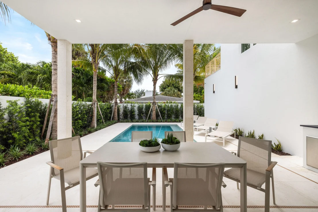 Photo of 800 Bond Way