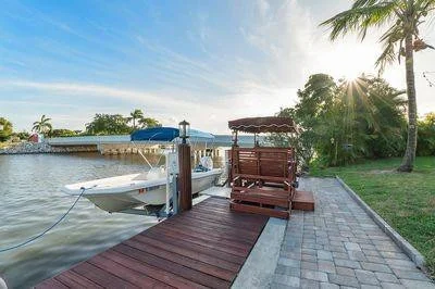 Photo of 864 Avocet Road