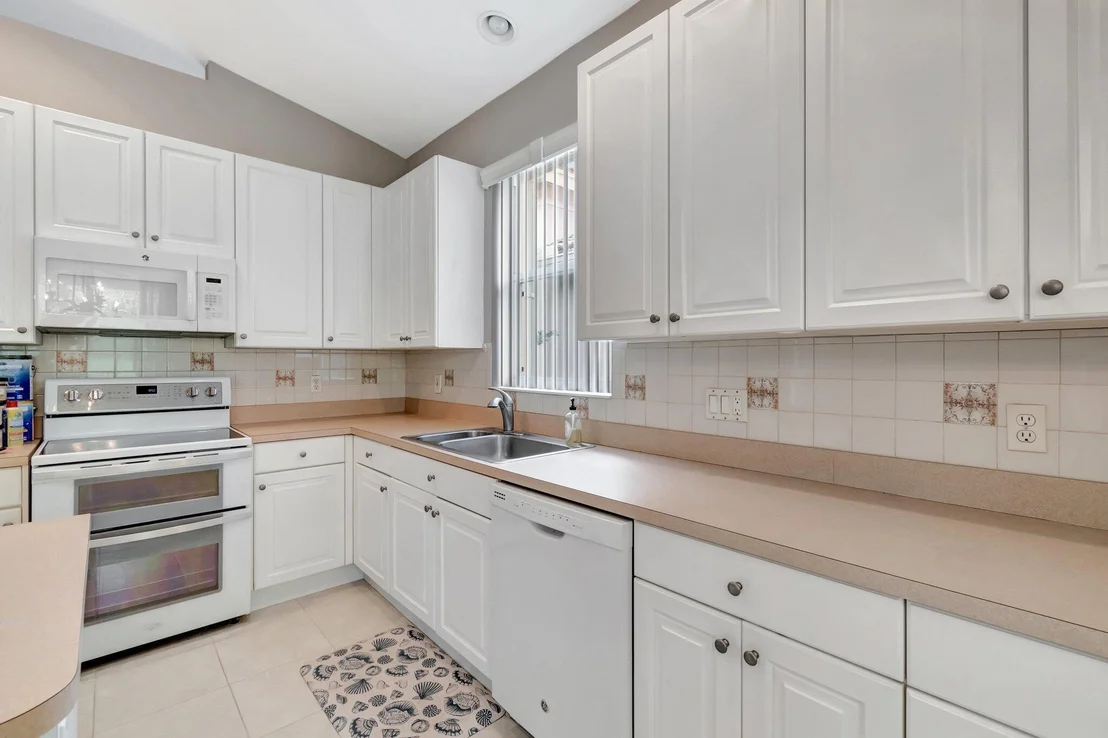 Photo of 2676 Clipper Circle