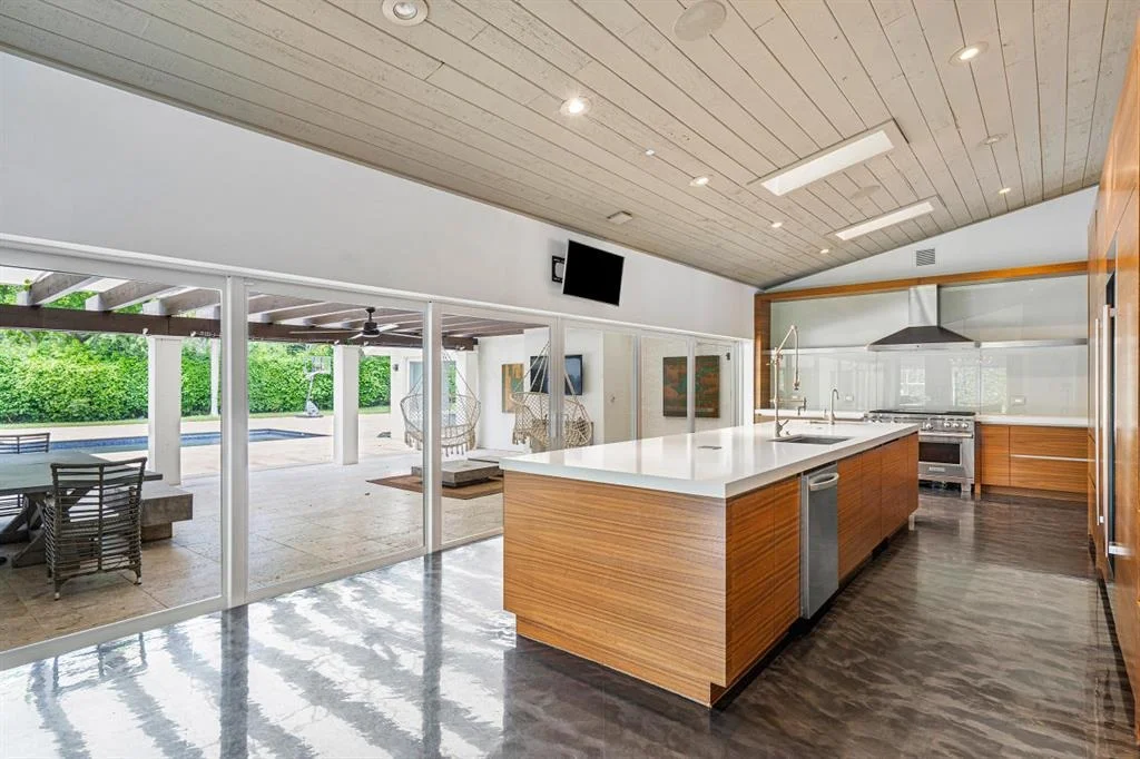 Photo of 3152 NW 30th Way