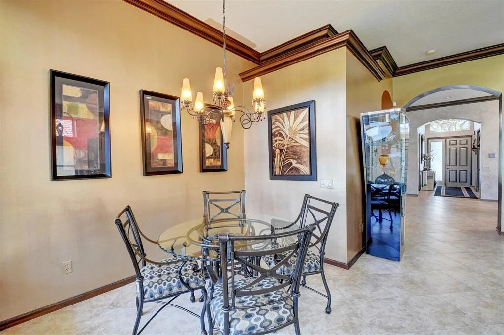 Photo of 7204 Twin Falls Drive