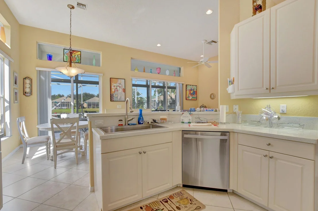 Photo of 7043 Veneto Drive
