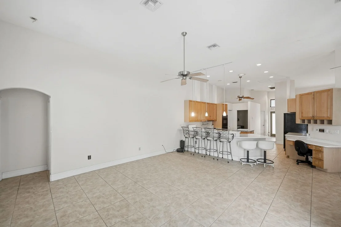 Photo of 1002 Ibis Avenue