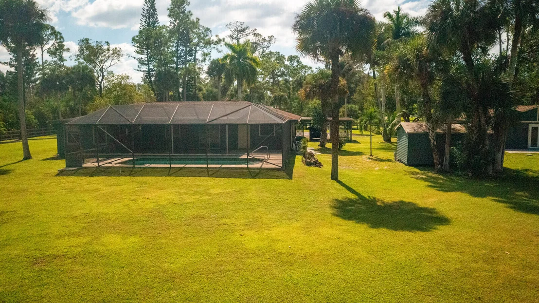 Photo of 13579 Farley Road