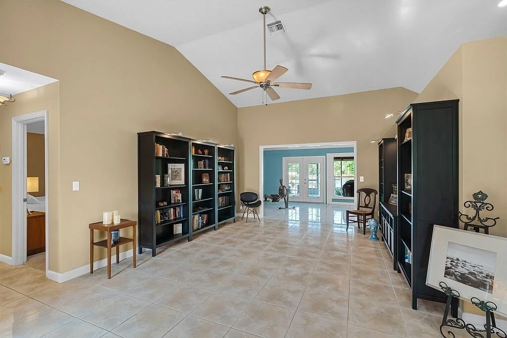 Photo of 7445 N 16th Manor