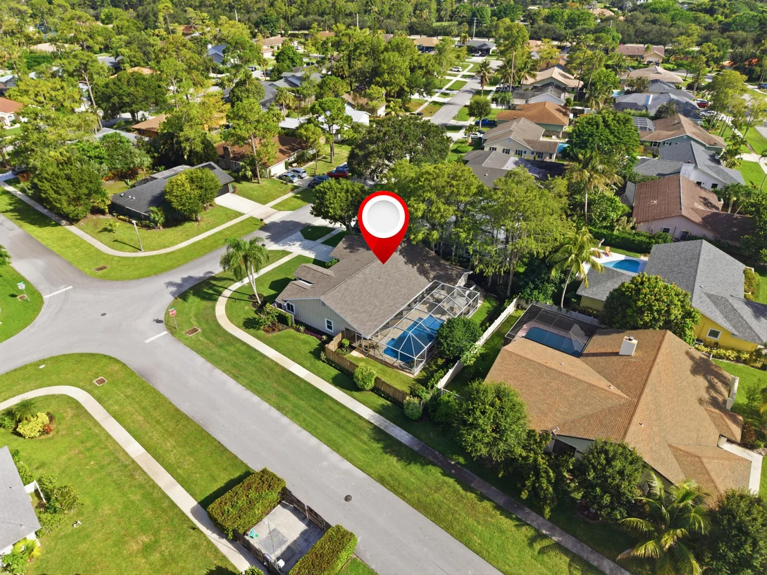 Photo of 805 Daffodil Drive