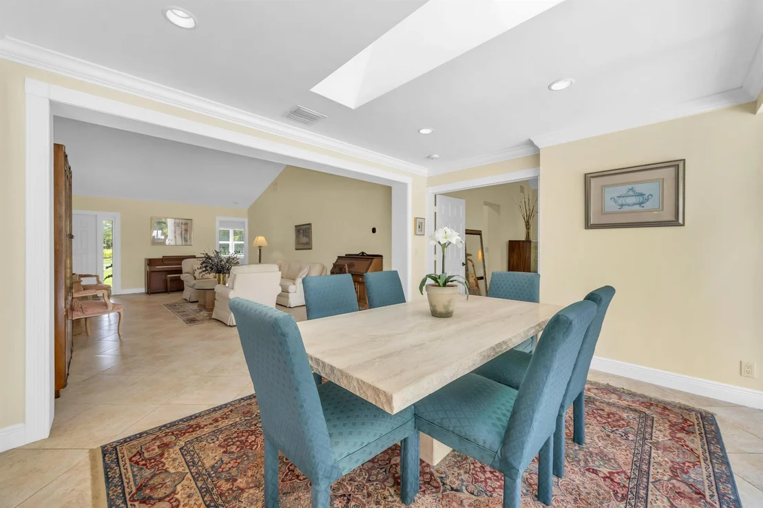Photo of 1616 SE Colony Way