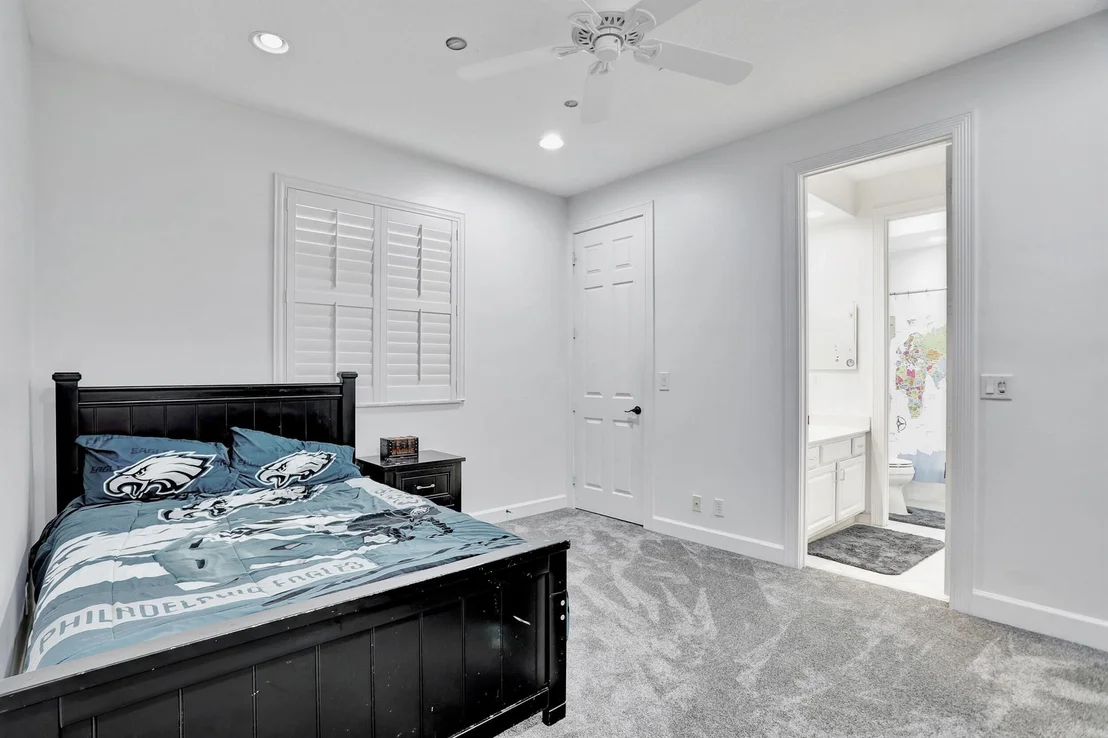 Photo of 21359 Falls Ridge Way