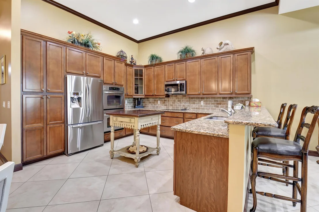 Photo of 9218 Isles Cay Drive