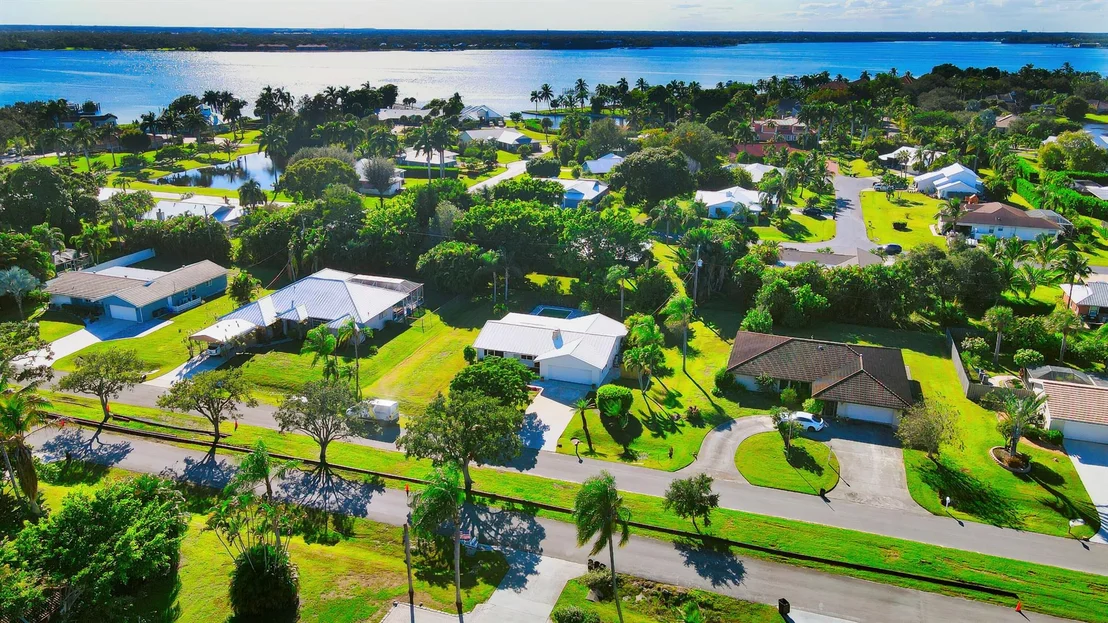 Photo of 2416 NW Everglades Boulevard