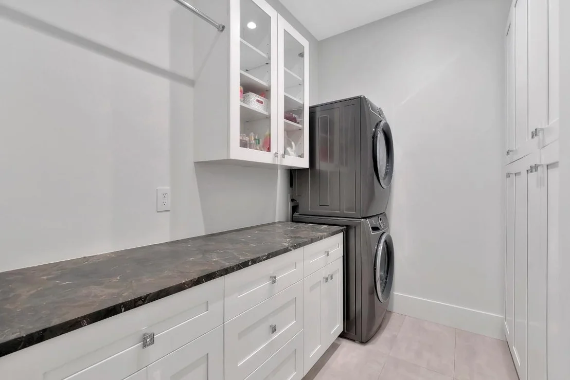 Photo of 3605 Oakview Court