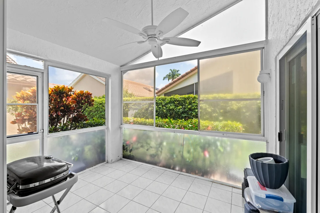 Photo of 6070 Bluegrass Drive