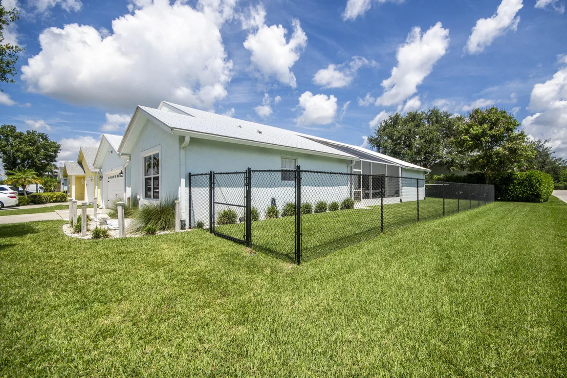 Photo of 2483 SW Regency Road