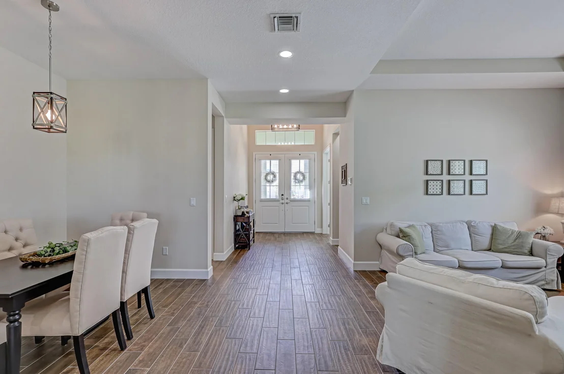 Photo of 15121 Goldfinch Circle