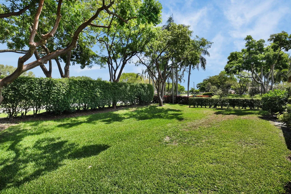 Photo of 8269 Springtree Road