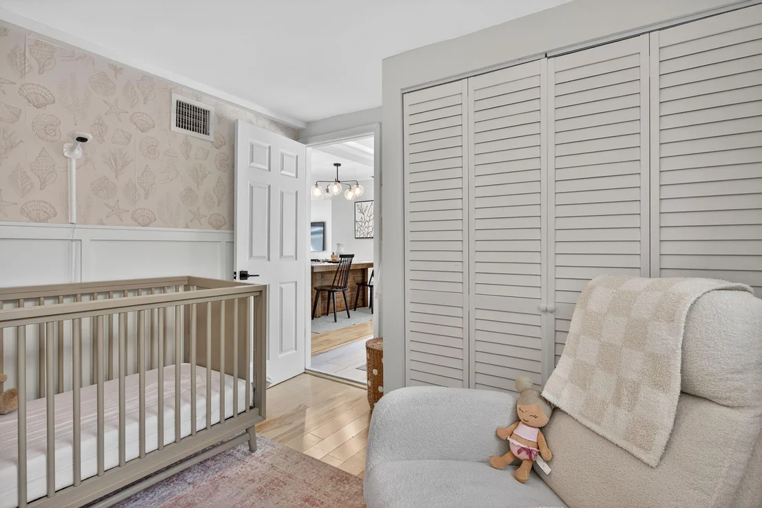 Photo of 1713 W River Drive