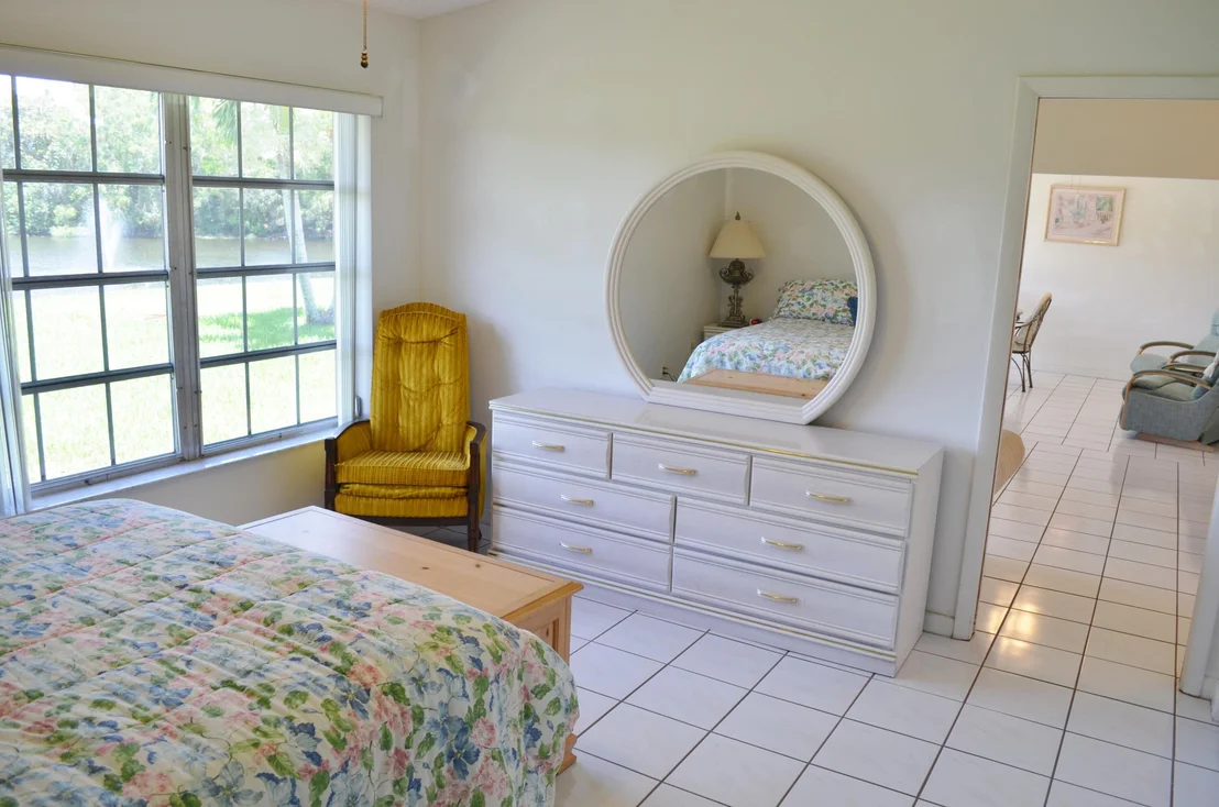 Photo of 15924 Laurel Oak Circle