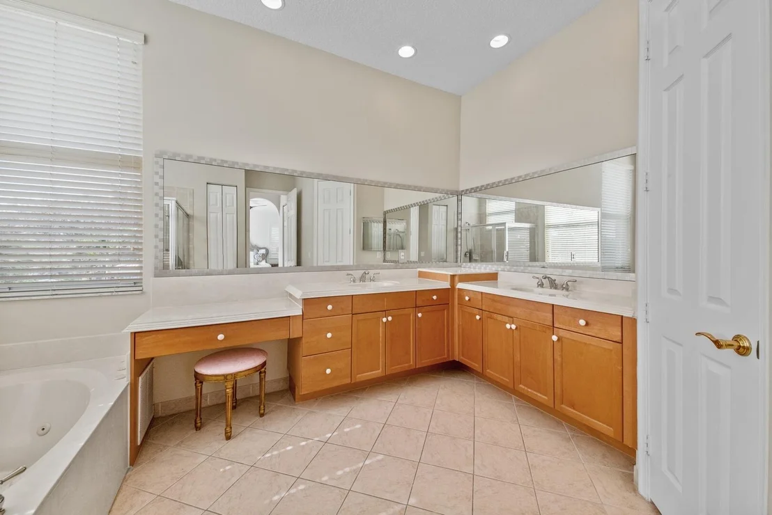 Photo of 2735 Shaughnessy Drive