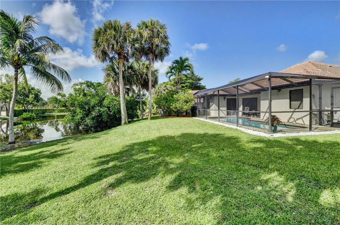 Photo of 10270 Islander Drive